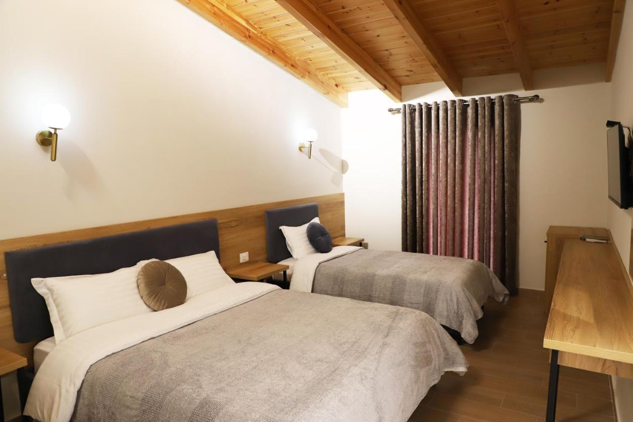 Mili Hotel Berat Buitenkant foto