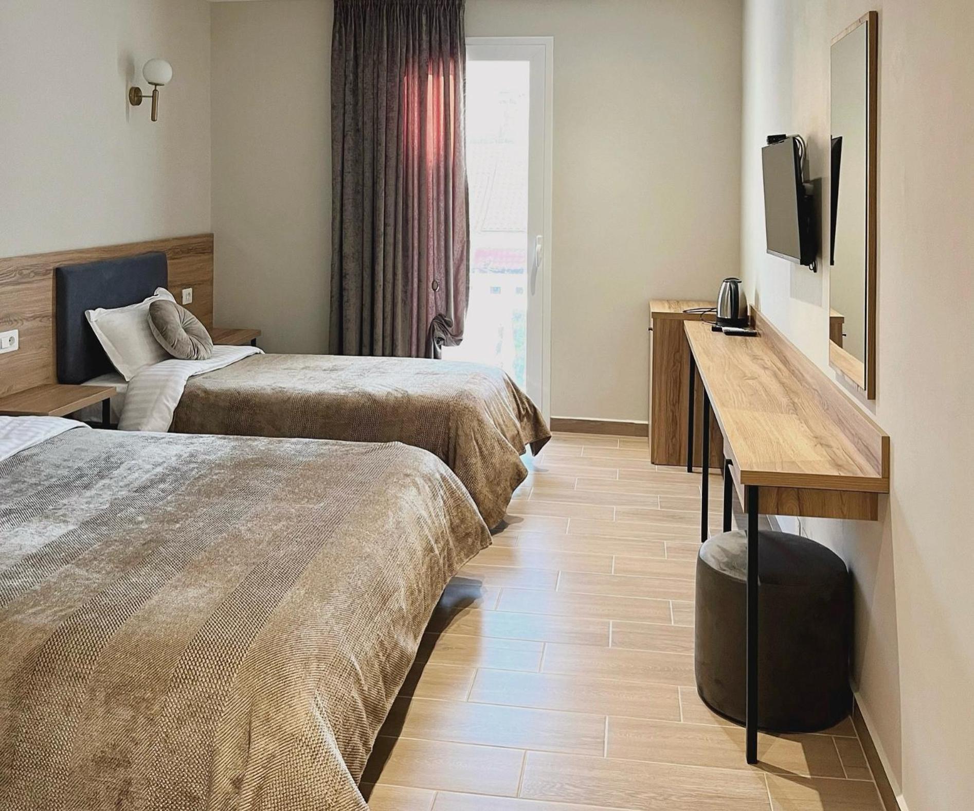 Mili Hotel Berat Buitenkant foto