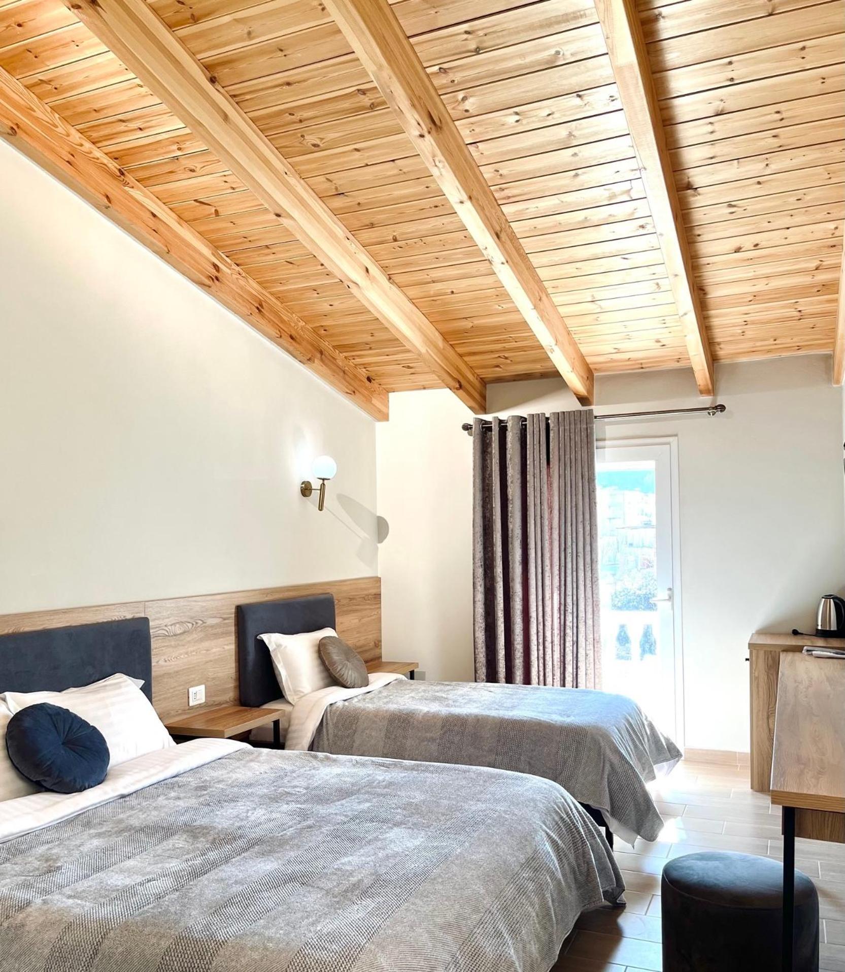 Mili Hotel Berat Buitenkant foto